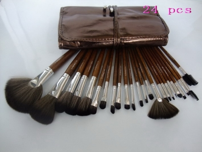 MAC Makeup Shop 24 Pcs Brush Set Sale